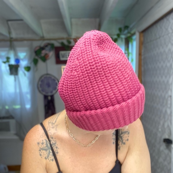 Galeries Lafayette Paris Raspberry knit stocking cap beanie - Picture 6 of 6